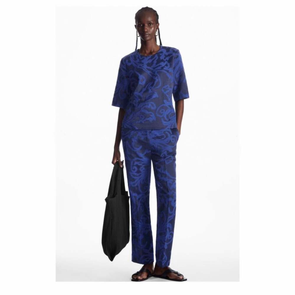 COS Jacquard Top Size 4 Blue Black Short Sleeve Round Neck